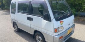 1992 Subaru Sambar Dias van